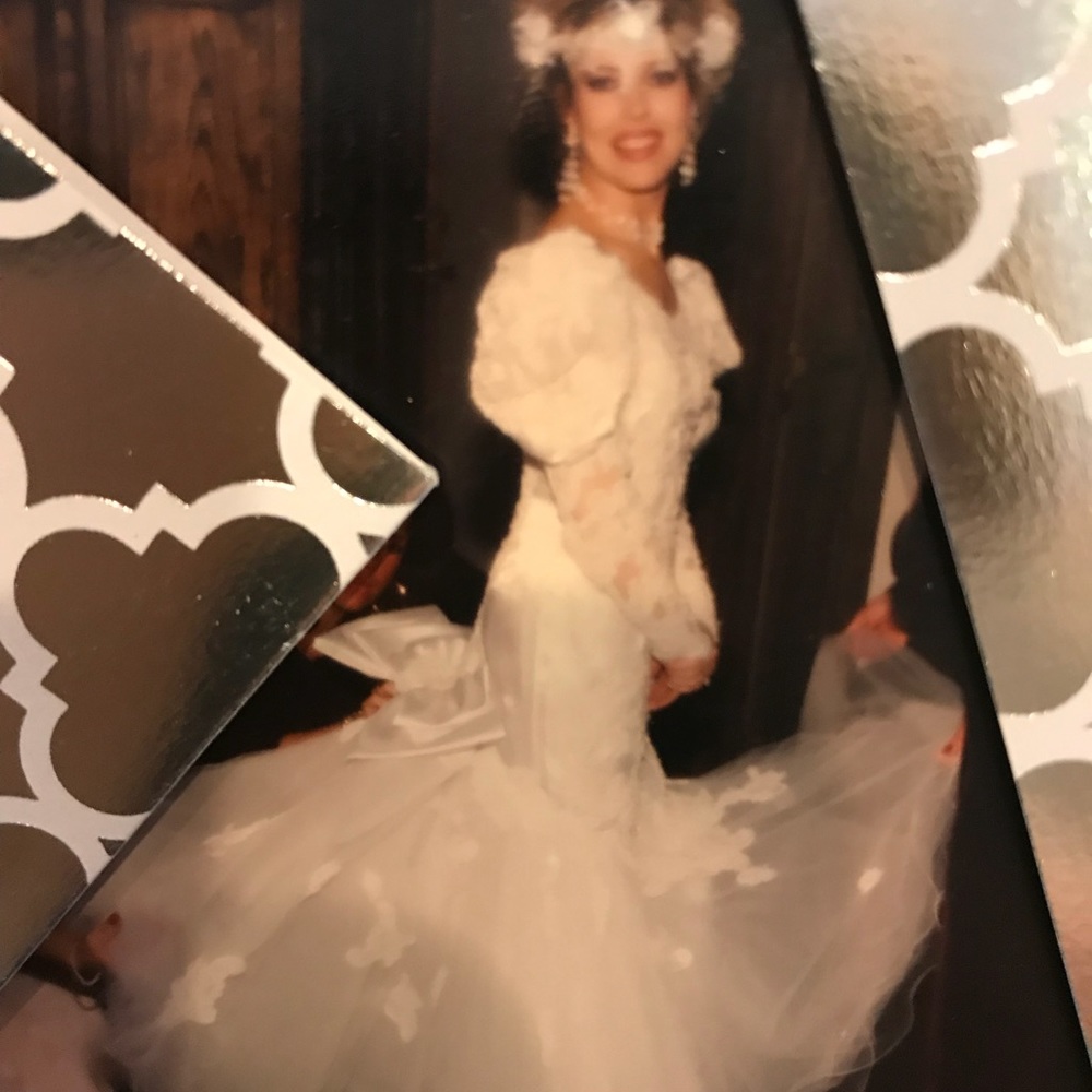 White wedding dress & Veil